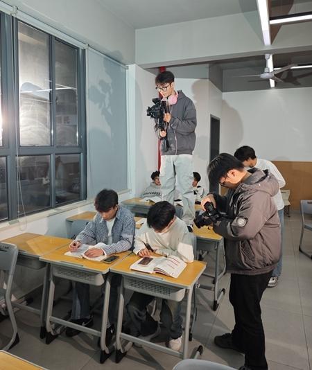 湖南三一工业职业技术学院学生自编、自导、自演思政短剧。受访者供图