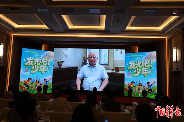 中国针灸学会腹针专业委员会创会副主任委员兼秘书长林超岱。中青报·中青网记者 陈剑/摄