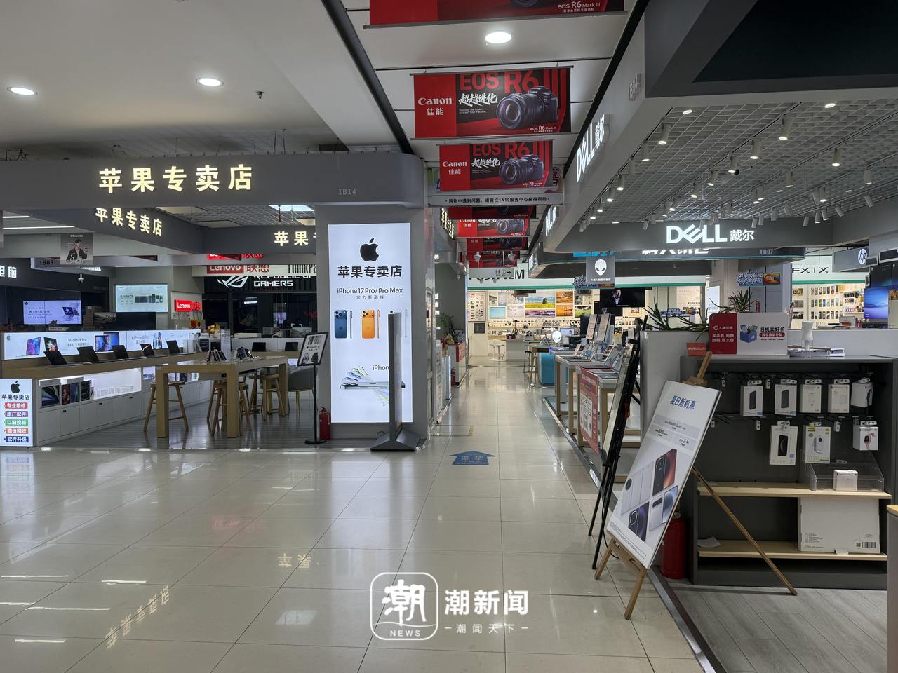 杭州百脑汇数码卖场。实习生 汪洛伊 摄