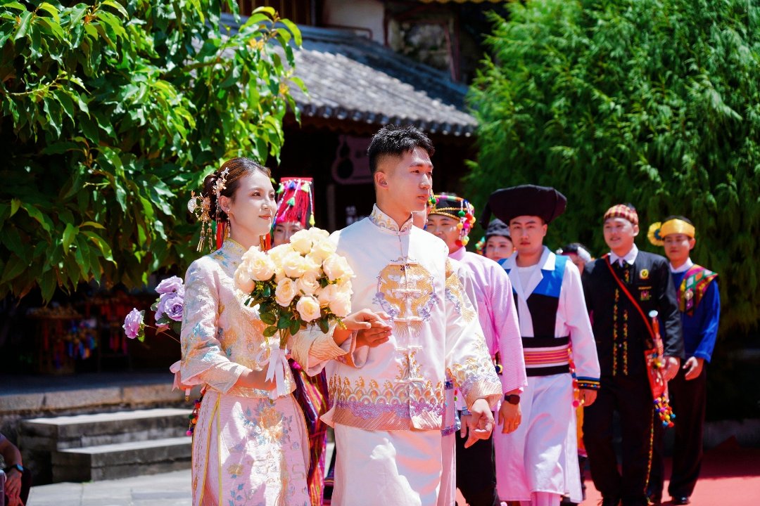 甜蜜的婚礼。受访者供图