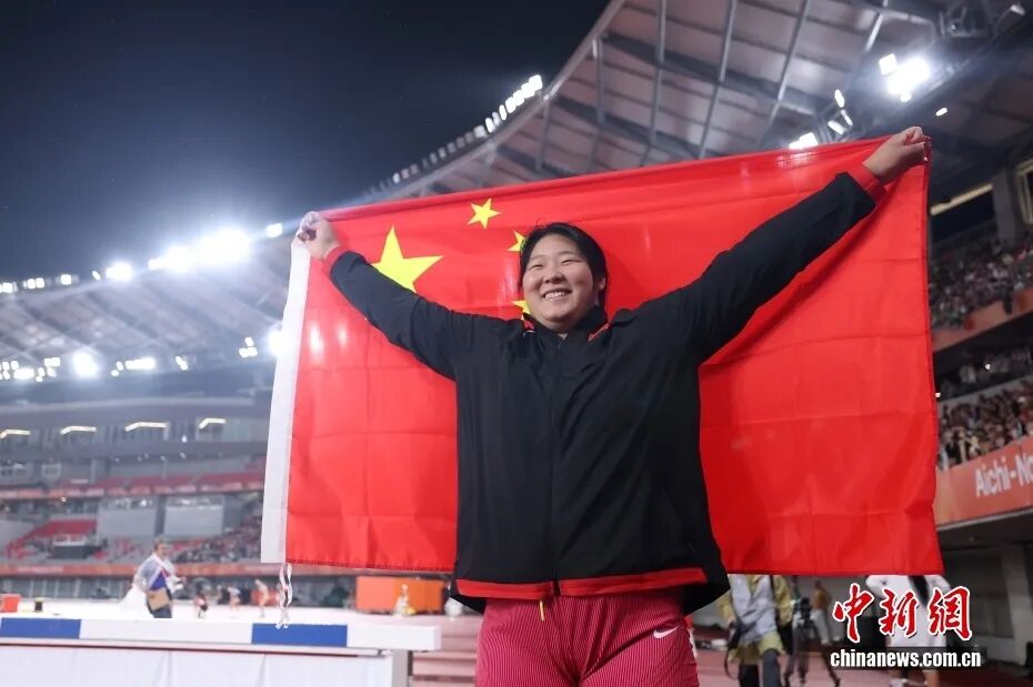 当地时间9月27日，在2026爱知·名古屋亚运会田径女子标枪决赛中，中国选手严子怡以70米46摘得金牌。中新社记者 富田 摄