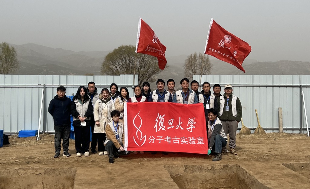 复旦文少卿团队部分成员合影。